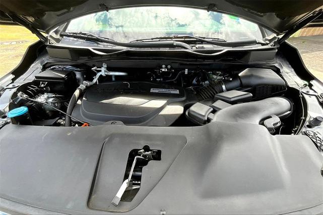 Photo of 2018 Lunar Silver Metallic Honda Odyssey