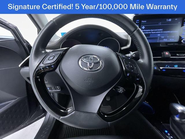 Photo of 2022 Gray Toyota C-HR