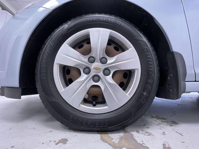 Photo of 2017 Arctic Blue Metallic Chevrolet Cruze