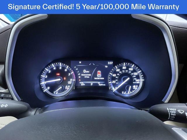 Photo of 2022 Blue Toyota Highlander
