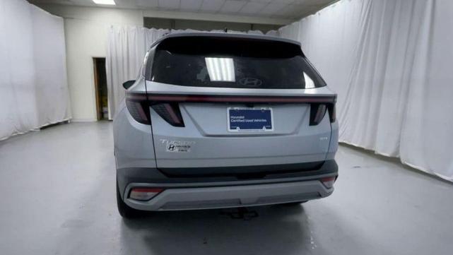 Photo of 2025 Shimmering Silver Hyundai TUCSON