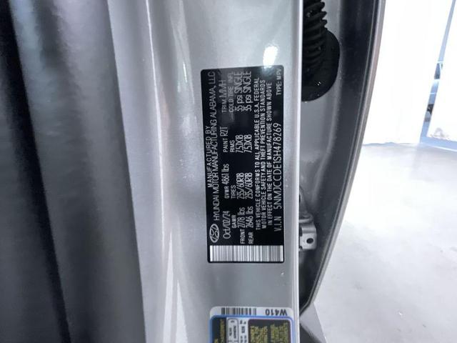 Photo of 2025 Shimmering Silver Hyundai TUCSON
