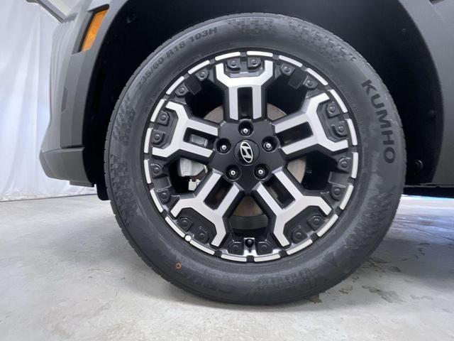 Photo of 2025 Hampton Gray Hyundai TUCSON