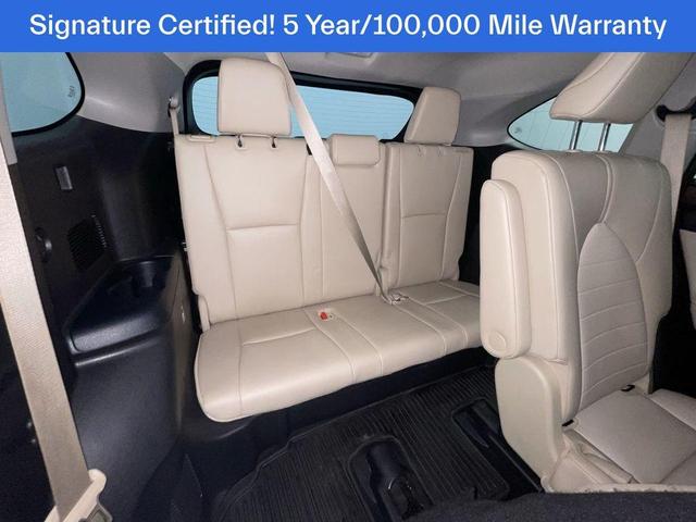 Photo of 2022 Black Toyota Highlander