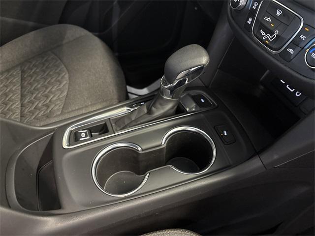 Photo of 2023 Summit White Chevrolet Equinox