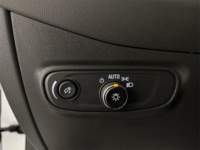 Photo of 2023 Summit White Chevrolet Equinox