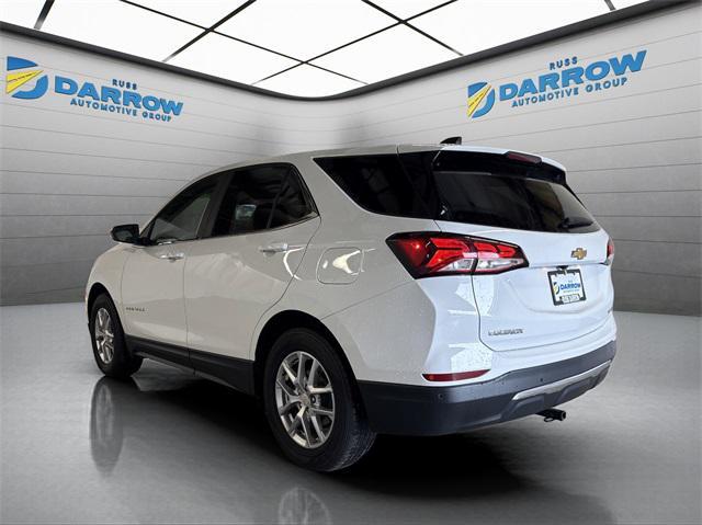 Photo of 2023 Summit White Chevrolet Equinox