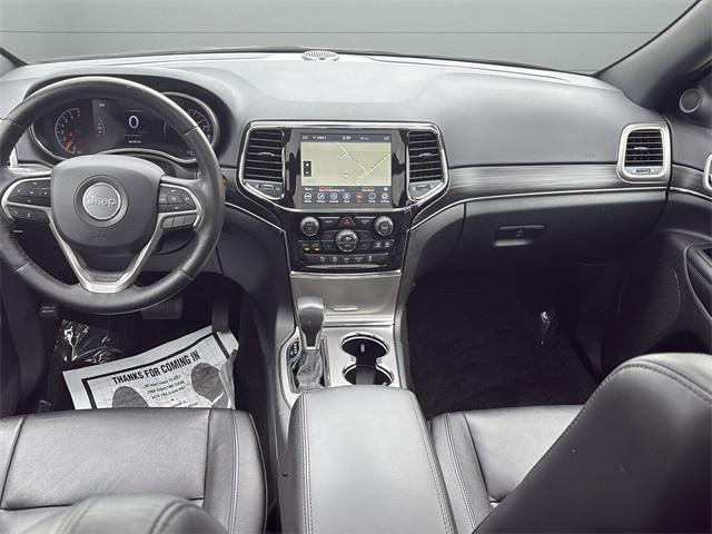 Photo of 2021 Bright White Clearcoat Jeep Grand Cherokee
