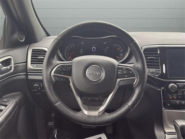 Photo of 2021 Bright White Clearcoat Jeep Grand Cherokee
