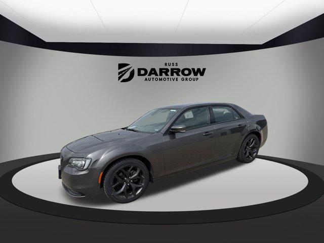 2022 Chrysler 300