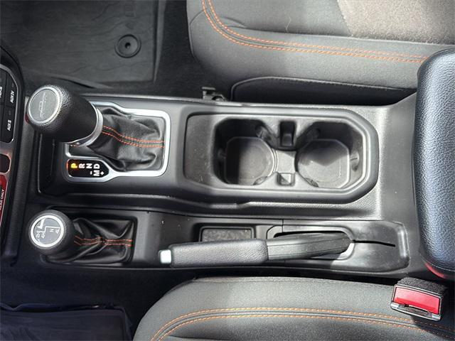 Photo of 2022 Snazzberry Pearlcoat Jeep Gladiator