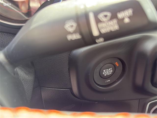 Photo of 2022 Snazzberry Pearlcoat Jeep Gladiator