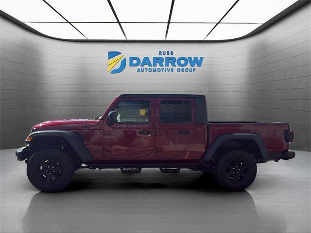 Photo of 2022 Snazzberry Pearlcoat Jeep Gladiator