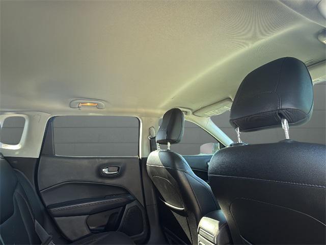 Photo of 2018 Granite Crystal Metallic Clearcoat Jeep Compass