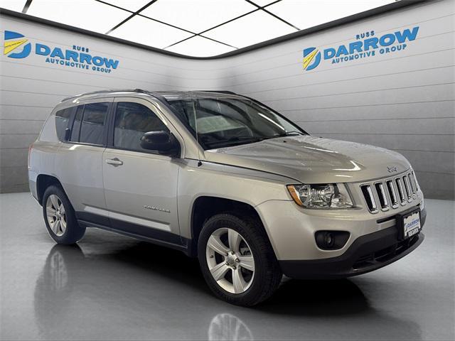 Photo of 2012 Bright Silver Metallic Clearcoat Jeep Compass