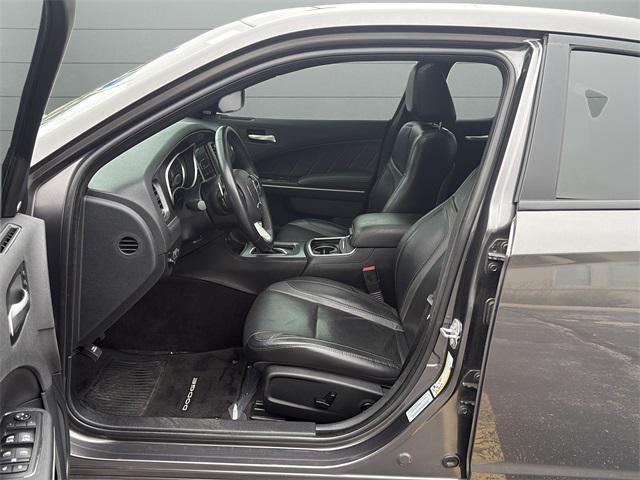 Photo of 2017 Granite Crystal Metallic Clearcoat Dodge Charger