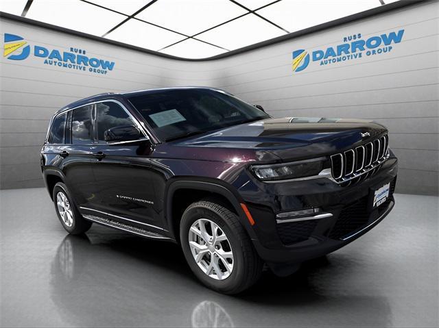 Photo of 2023 Ember Pearlcoat Jeep Grand Cherokee