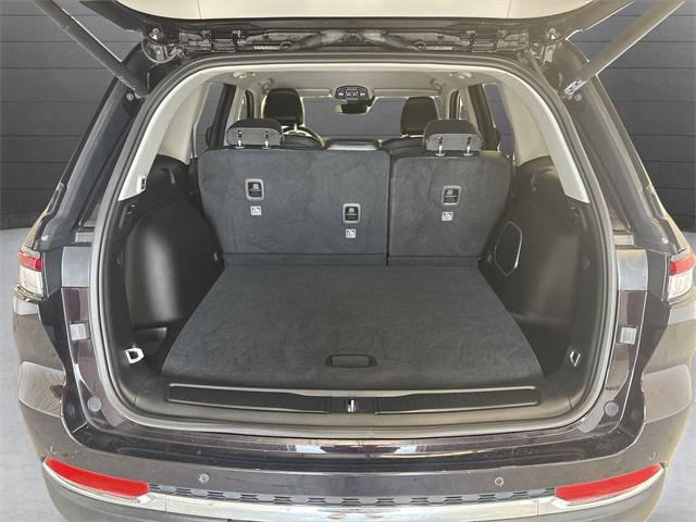 Photo of 2023 Ember Pearlcoat Jeep Grand Cherokee