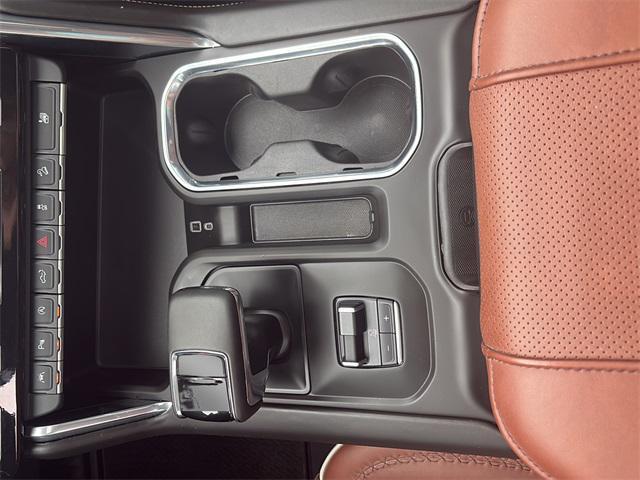 Photo of 2023 Onyx Black GMC Sierra 1500
