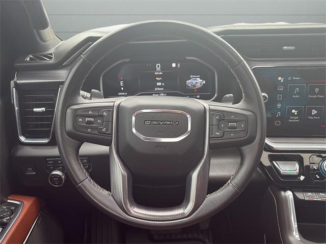 Photo of 2023 Onyx Black GMC Sierra 1500
