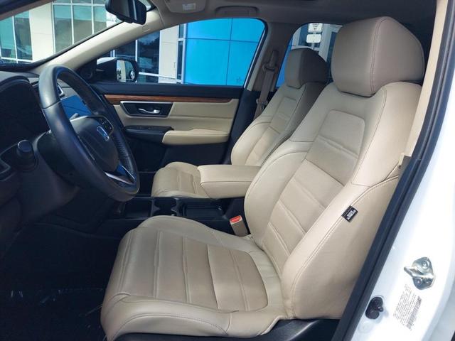 Photo of 2020 Platinum White Pearl Honda CR-V