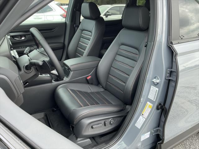 Photo of 2026 Urban Gray Pearl Honda CR-V Hybrid