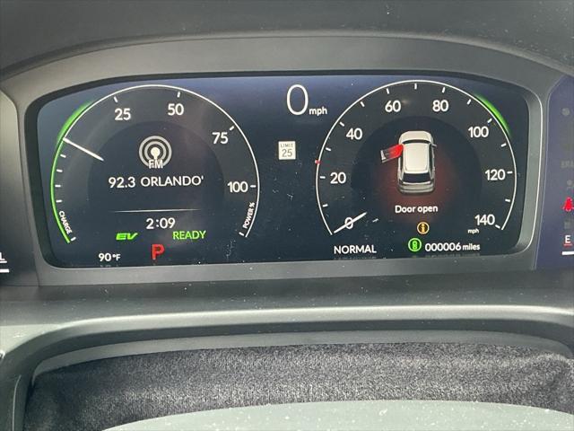 Photo of 2026 Urban Gray Pearl Honda CR-V Hybrid