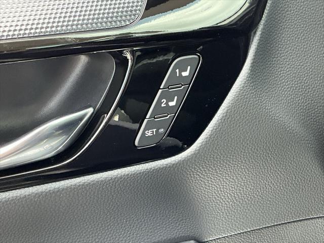 Photo of 2025 Meteorite Gray Metallic Honda CR-V