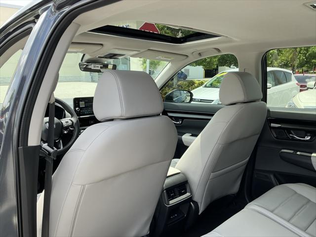 Photo of 2025 Meteorite Gray Metallic Honda CR-V