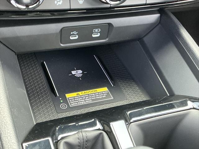 Photo of 2025 Urban Gray Pearl Honda Accord Hybrid