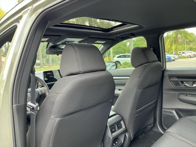 Photo of 2026 Ash Green Metallic Honda CR-V Hybrid