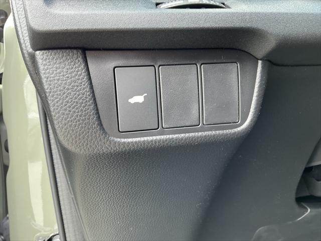 Photo of 2026 Ash Green Metallic Honda CR-V Hybrid