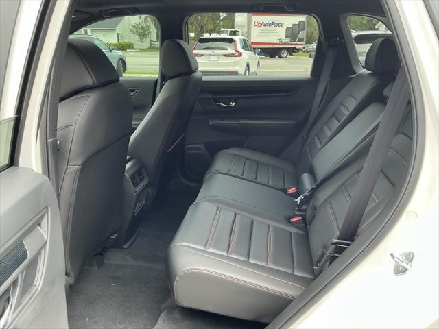 Photo of 2026 Platinum White Pearl Honda CR-V Hybrid