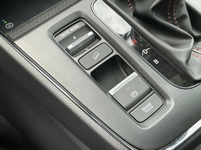 Photo of 2026 Platinum White Pearl Honda CR-V Hybrid