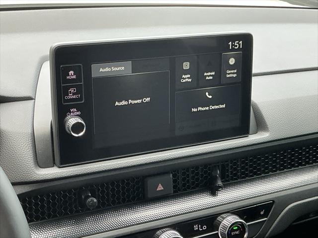 Photo of 2026 Platinum White Pearl Honda CR-V Hybrid