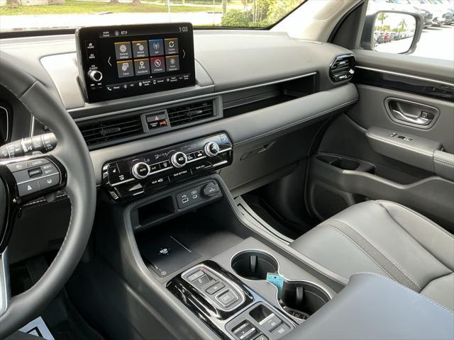 Photo of 2025 Modern Steel Metallic Honda Pilot