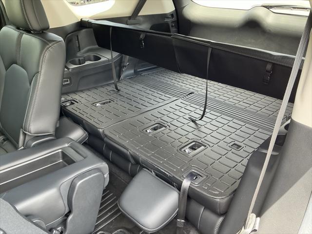 Photo of 2025 Modern Steel Metallic Honda Pilot