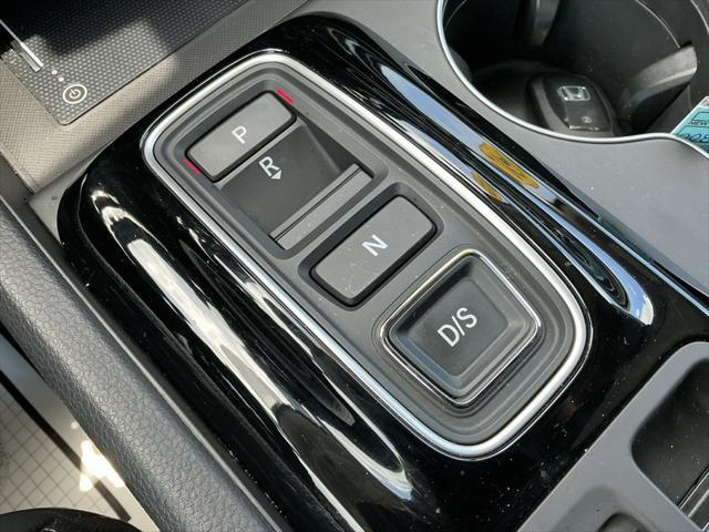Photo of 2025 Modern Steel Metallic Honda Pilot