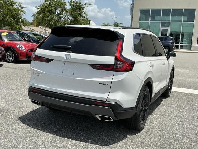 Photo of 2025 Platinum White Pearl Honda CR-V Hybrid