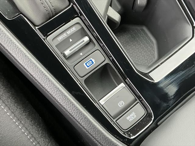 Photo of 2025 Platinum White Pearl Honda Accord Hybrid