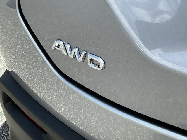 Photo of 2025 Lunar Silver Metallic Honda Pilot