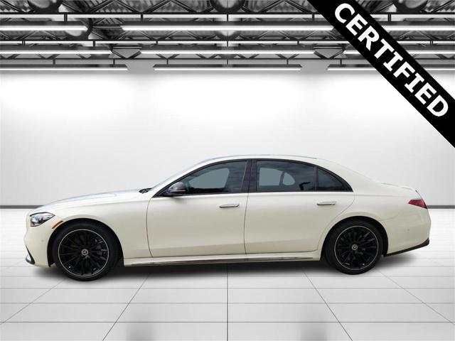 Photo of 2023 Diamond White Mercedes-Benz S-Class