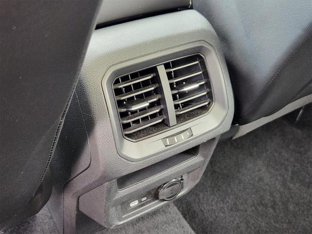 Photo of 2022 Pyrite Silver Metallic Volkswagen Tiguan