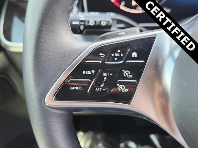 Photo of 2025 Polar White Mercedes-Benz GLC 300