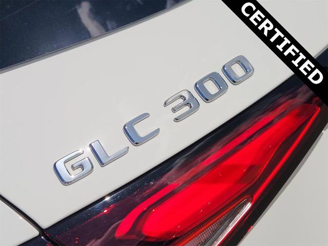 Photo of 2025 Polar White Mercedes-Benz GLC 300