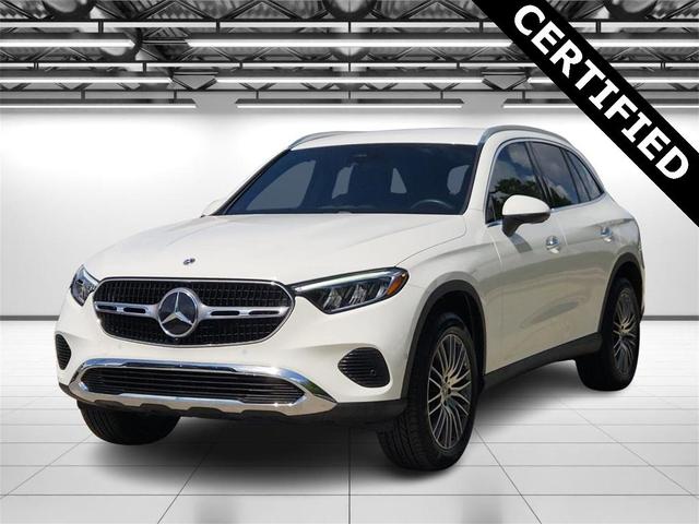 Photo of 2025 Polar White Mercedes-Benz GLC 300