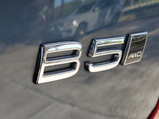 Photo of 2025 Denim Blue Metallic Volvo XC90