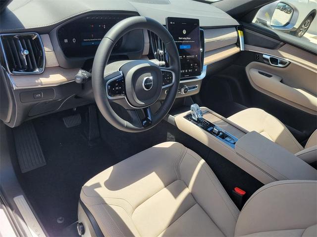 Photo of 2026 White Volvo XC90