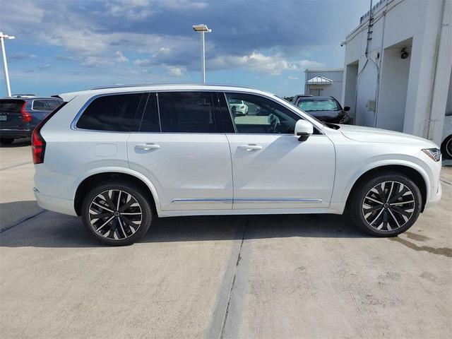 Photo of 2026 White Volvo XC90