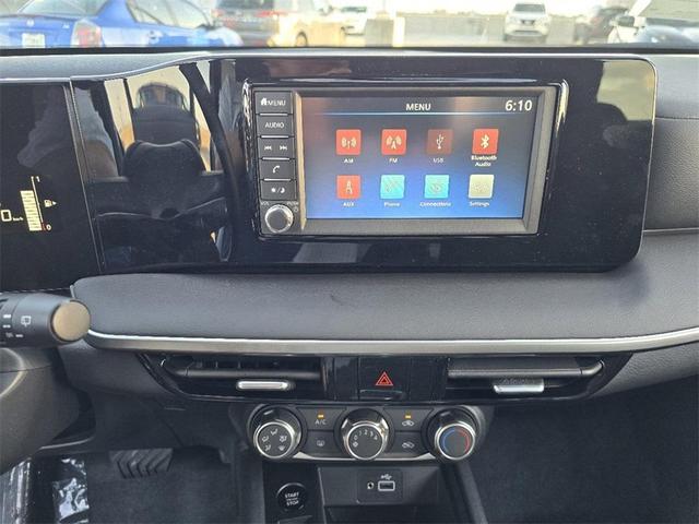 Photo of 2025 Deep Blue Pearl Nissan Kicks